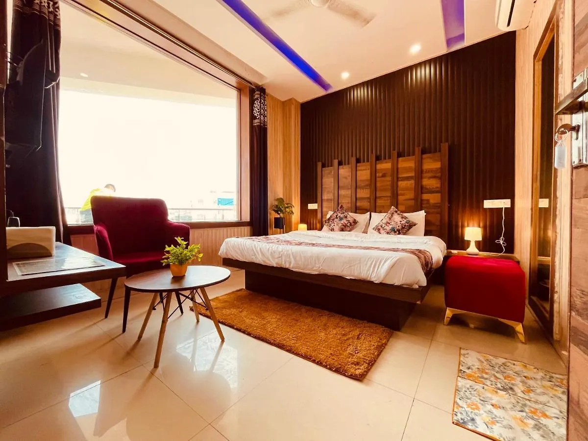 The Starlet Prime, A Hidden Peaceful Stay Chandigarh