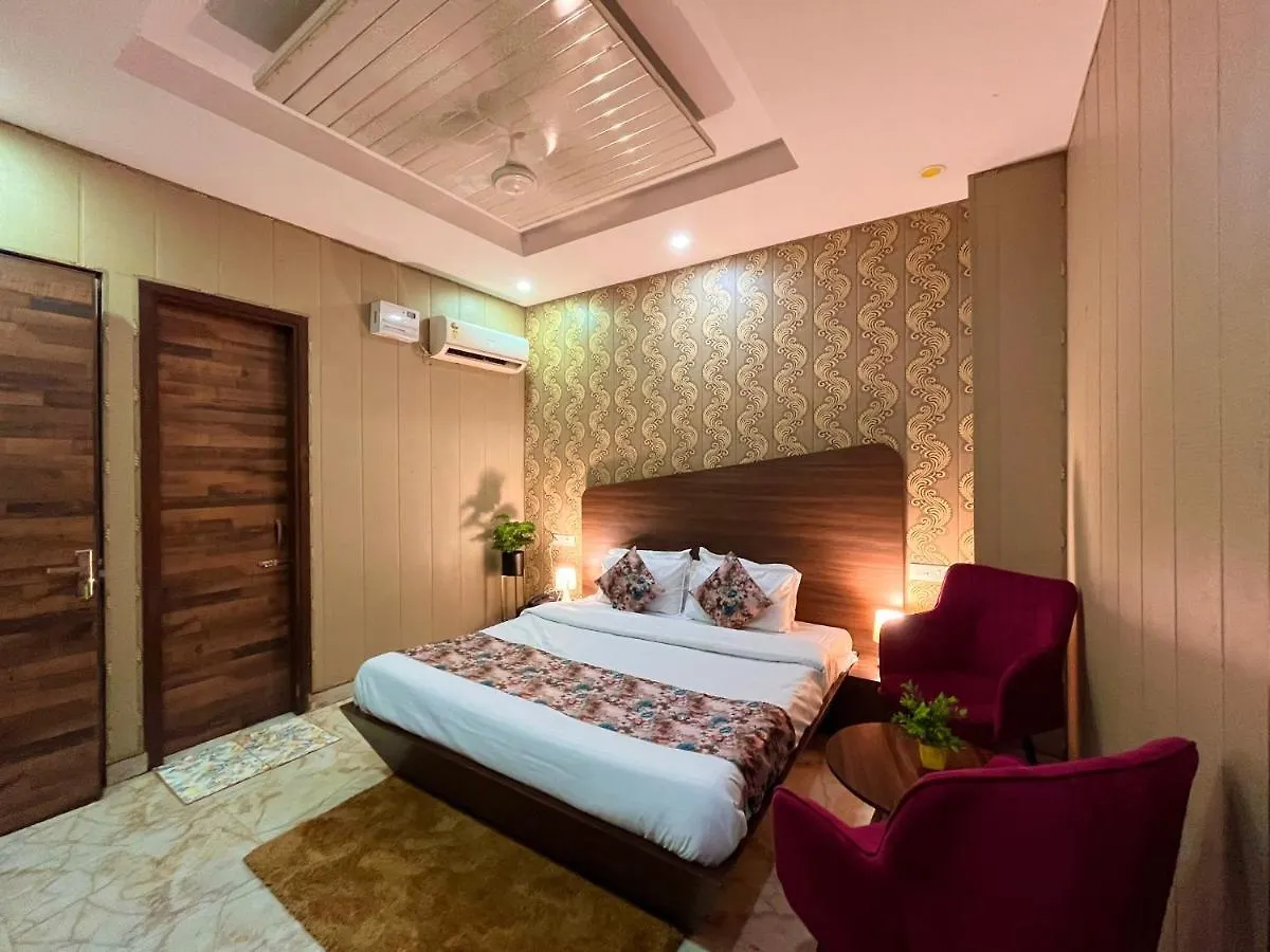 The Starlet Prime, A Hidden Peaceful Stay Chandigarh Hotel